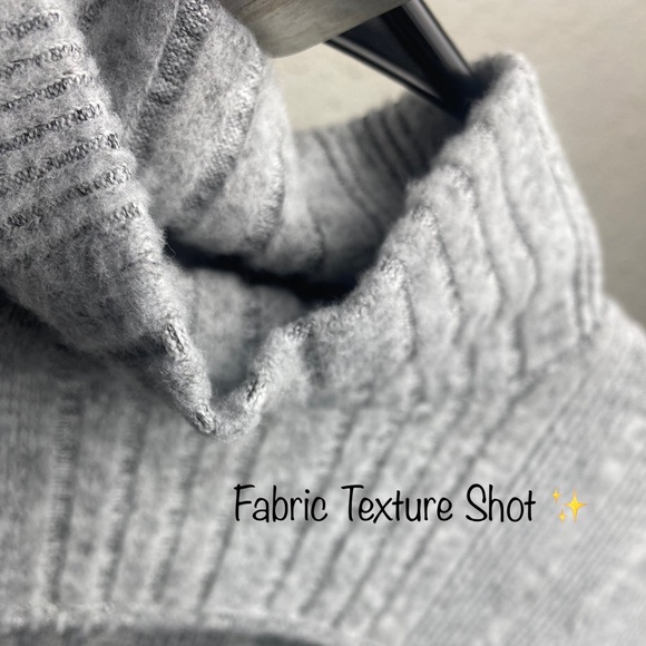 Cut-Out Crop Sweater 💕 - Picture 8 of 12